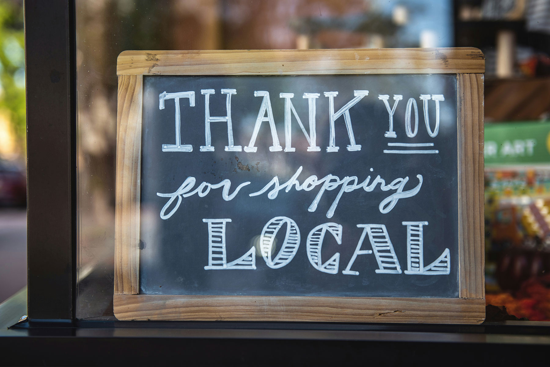 How Can Local and Regional Brands Use News App Advertising to Reach Ready-to-Act Audiences?